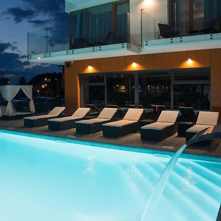 Stella Resort & Spa Chłapowo エクステリア 写真